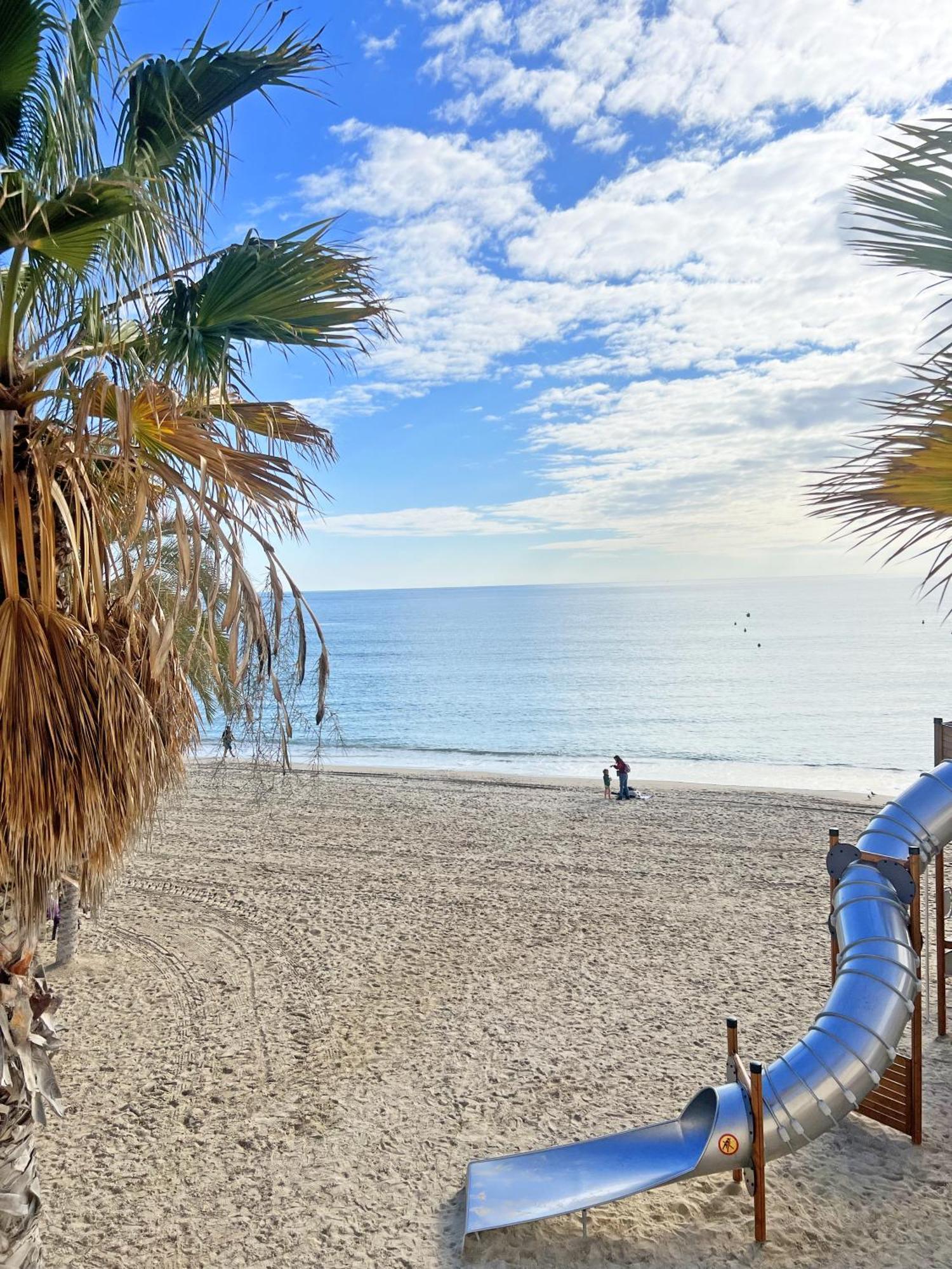 A 100 Metros De La Playa. Parking Gratuito Privado Apartment Alicante Ngoại thất bức ảnh